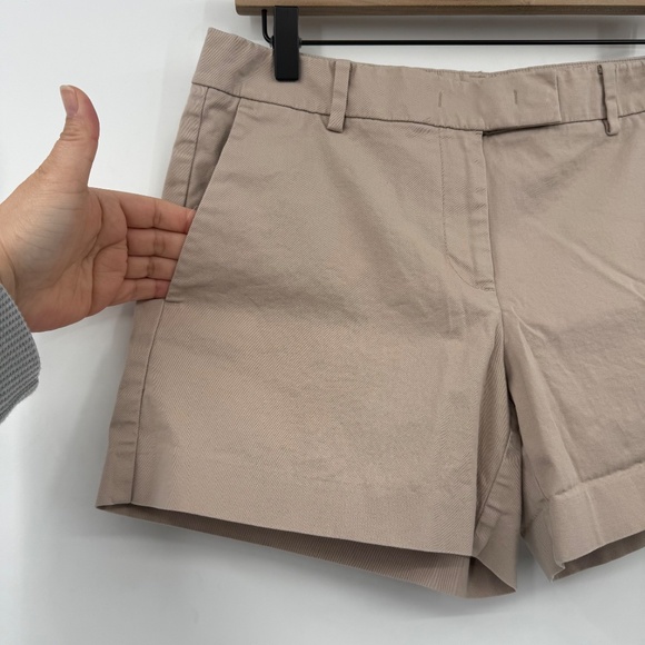 Ann Taylor Shorts Women 4 Beige Khaki Mid Rise Stretch Walking Casual Preppy - Picture 2 of 10